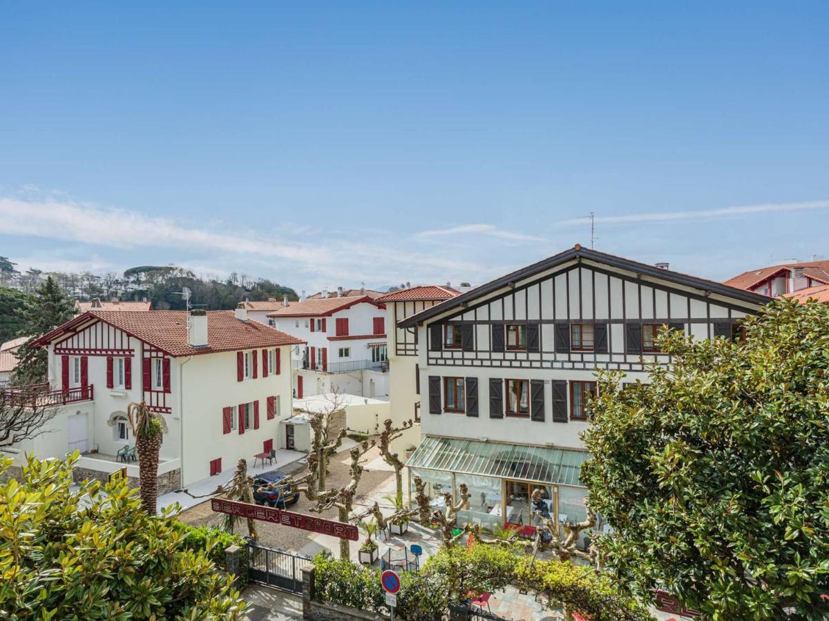 Appartement A 200 M De La Plage Avec Terrasse Et Parking, Au Coeur Des Commerces Et Restaurants - Fr-1-2-426 Hendaye Exterior foto